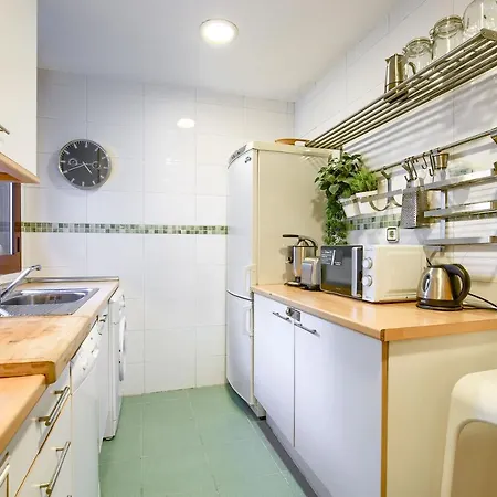 Apartamento En Chamberi Con Piscina - Lovely Apartment In The City Center With Swimming Pool Madrid Esterno foto